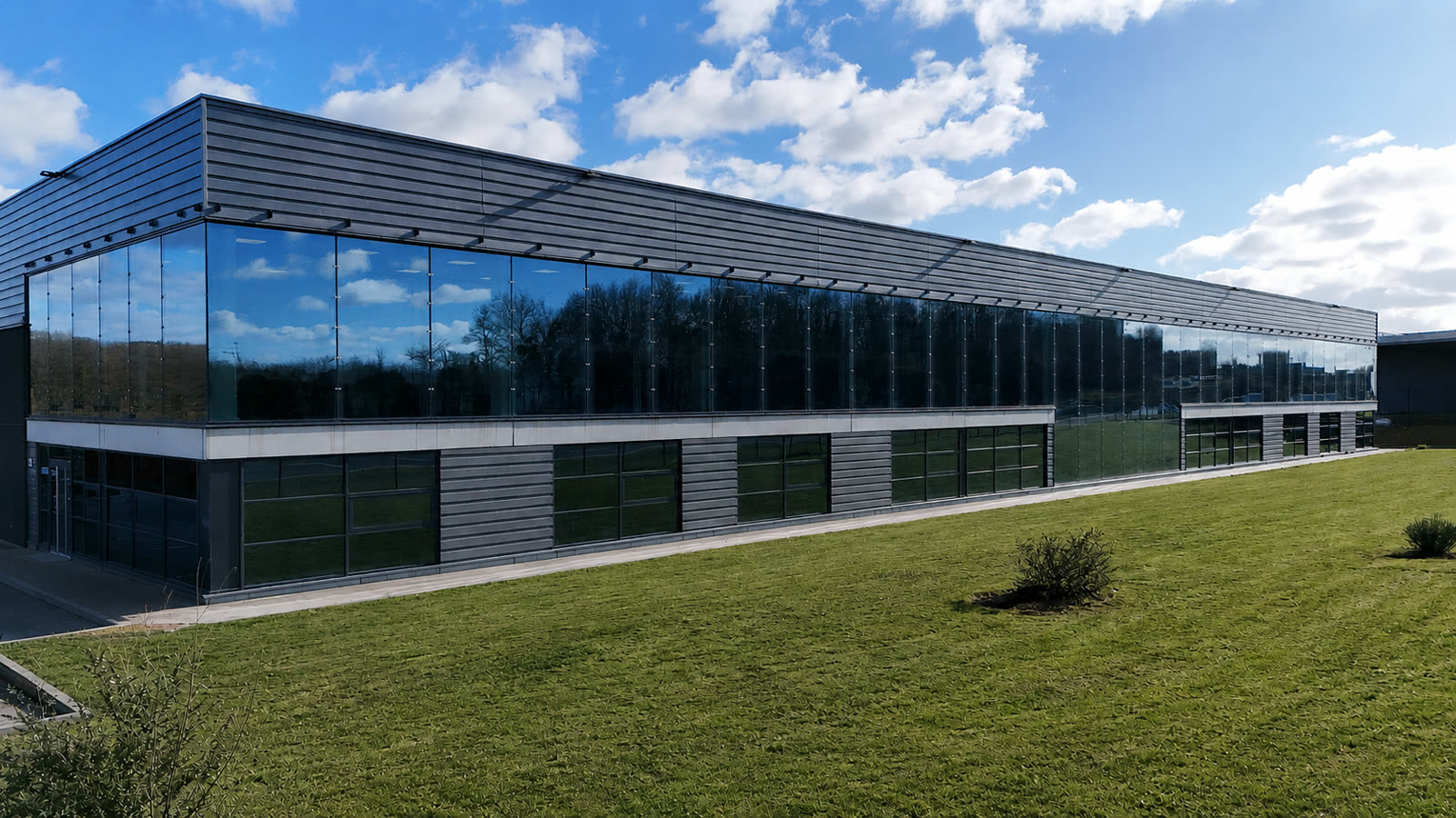 Bureaux à louer — Longueau — 216 m² R+1